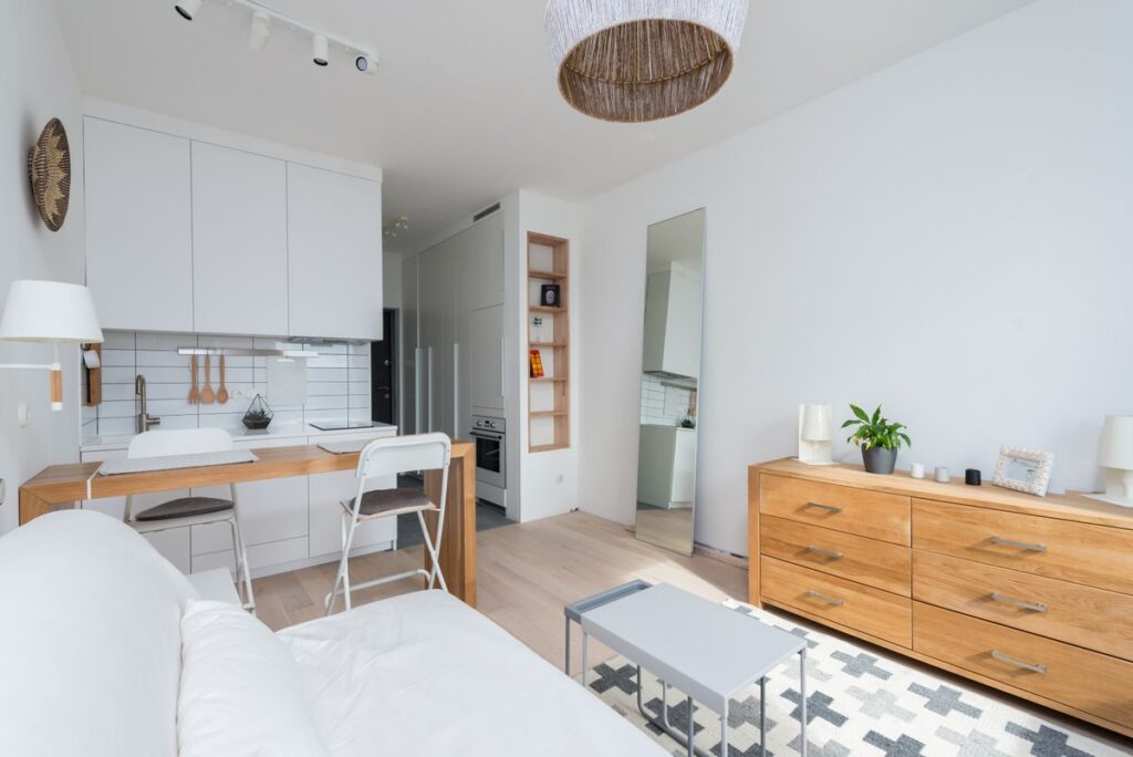 How Much Rent Can I Afford? Free Calculator + the 30% Rule